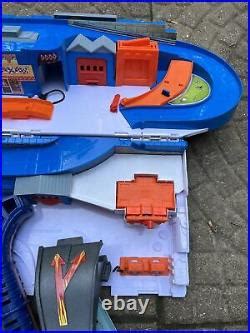 Car Track Set Huge Lot Of Hot Wheels Race Tracks Car Wash Total Turbo Takeover Set Car Vtg