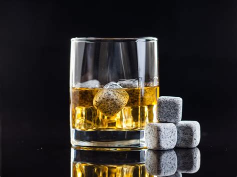 9 Best Whiskey Stones to Chill Your Dram | Man of Many