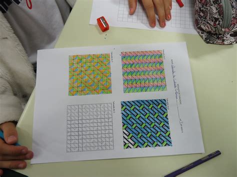 Mosaico Na Malha Quadriculada - Mosaico Na Malha Quadriculada - EDUCA