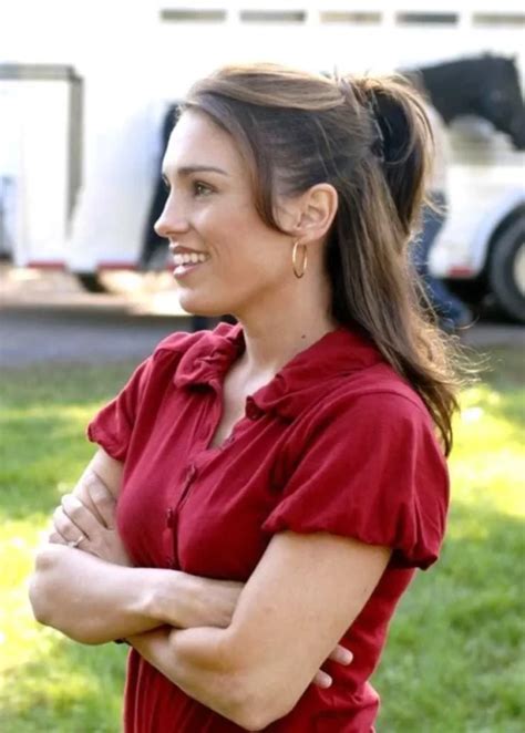 Amy Jo Johnson Hot And Sexy Bikini Pictures Woophy