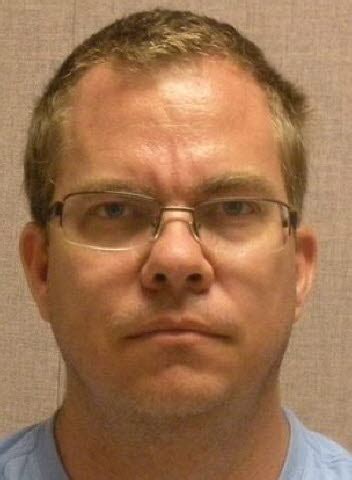 Douglas James Roberts Sex Offender In Unknown IL ILX06B4460