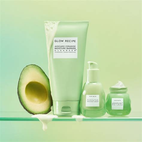 Glow Recipe Avocado Soothing Skin Barrier Serum With Ceramides Big