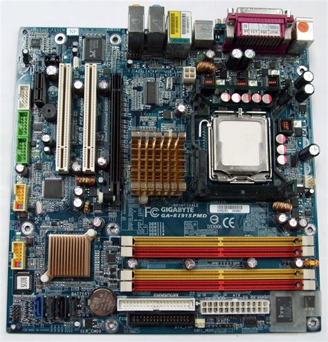 GA 8I915PMD Socket LGA 775 Placa Madre Gigabyte EBay