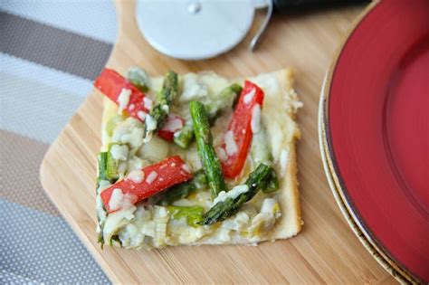 Asparagus Artichoke And Red Pepper Pizza The Daily Dish Vegetarian