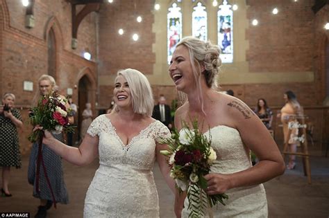 Melbourne Same Sex Brides Officially Marry At Midnight Daily Mail Online