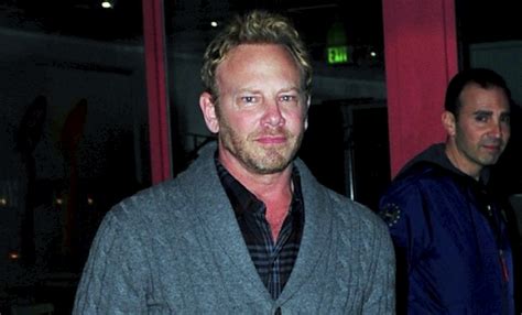 El actor Ian Ziering sufre brutal agresión de motociclistas Reportes365