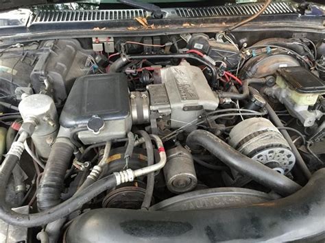 1993 GMC Typhoon Engine Bay | Barn Finds