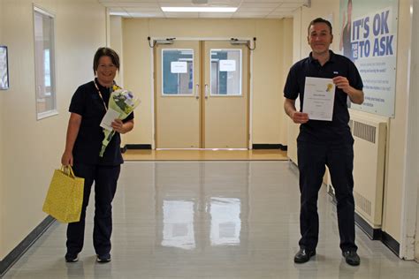 NHS worker Elaine recognised for heroic way she helped a man in