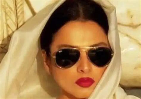 rekha allegedly lost control  shooting  intimate scene