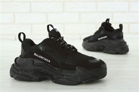 Купить Кроссовки мужские и женские Balenciaga Triple-S black ...