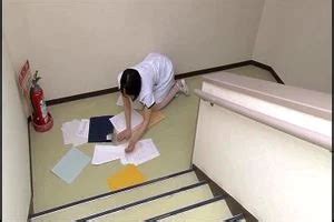 Guarda 乳首が見れる病院このナースは優秀だ 乳首 病院 Porn SpankBang