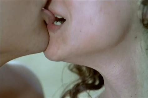 Nude Video Celebs Malu Galli Sexy Areia