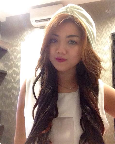 Koleksi Foto Hot Dan Seksi Angelina Pinky Aka Rully Angelina MALAYA PICT