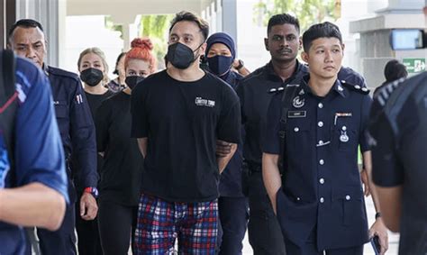 Netizens Jokingly Ask Whether Hot Daddy Will Be Eligible For Discounts