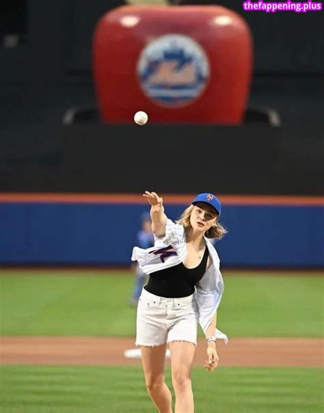 Chloë Grace Moretz chloegmoretz https Nude OnlyFans Photo 334 The Fappening Plus