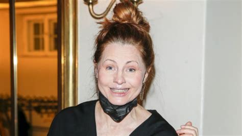 58 letnia Ewa Skibińska odważnie odsłania ciało Niewiarygodne jak wygląda w bikini FOTO