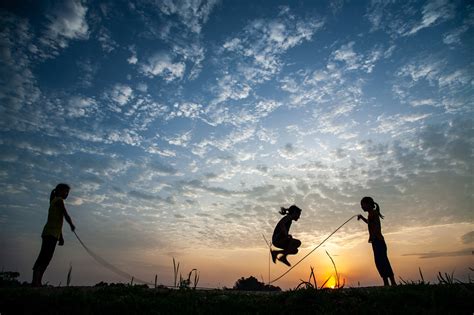 Imagem De Criança Pulando Corda - Mais de 10 imagens grátis de Criança Pulando Corda e Pular Corda - Pixabay