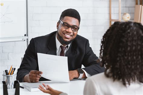Awkward Moment In An Interview? Here's Questions to Avoid!