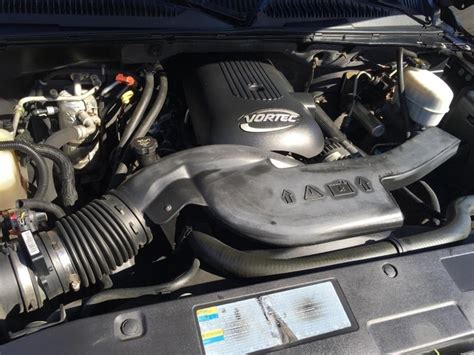 2004 Chevrolet Suburban Pictures Cargurus