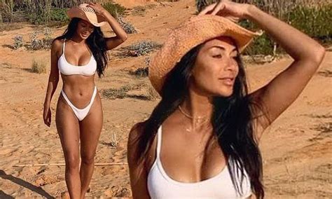 Nicole Scherzinger Flaunts Her Incredible Physique In A Tiny Bikini