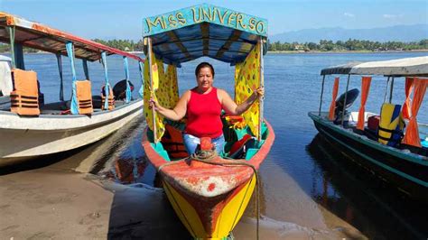 María la única lanchera de Barra de Santiago Noticias de El Salvador