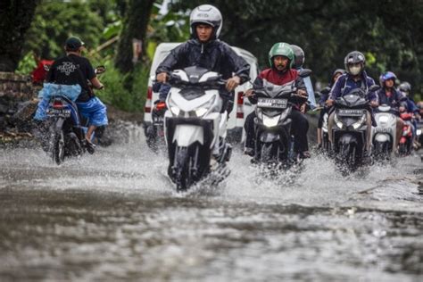 Bmkg Ingatkan Potensi Hujan Lebat Di Sebagian Besar Sulsel