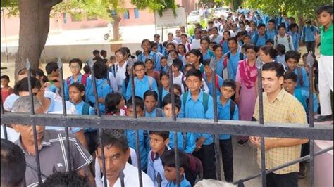 Removal Of Tgt Posts Villagers Lock Gate Of Hisar School Hindustan Times