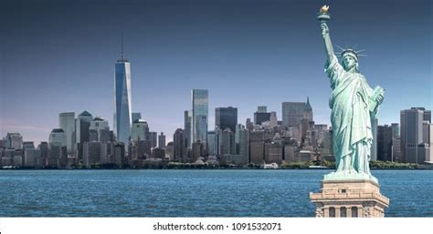 Statue Liberty Highrise Building Lower Manhattan Stock Photo 1091532071