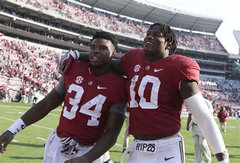 Alabama LB Reuben Foster revealed why he's been wearing a club on his