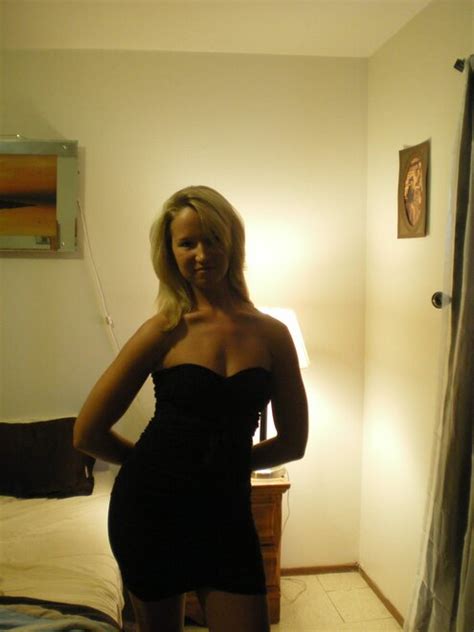 Amateur Pics 7396 Nude Photos6226 15031 Porn Pic