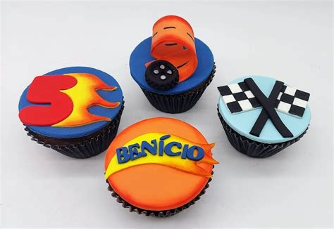 Conqualitá Cestas e Presentes Cupcake Hot Weels Conqualitá Cestas e Doces Personalizados