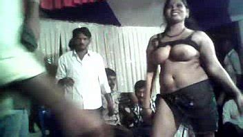 Telugu Aunty Sex Dance In Road Xnxx