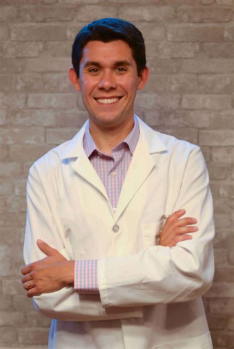 Meet Our Dentist | University Ave Dental