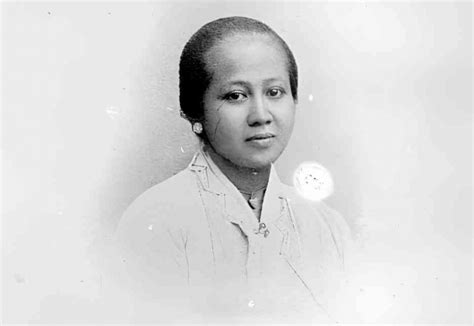 pahlawan perempuan  perannya tak kalah  kartini bikin kagum