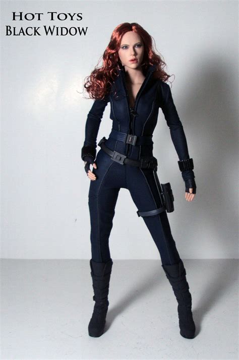 Hot Toys Black Widow