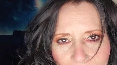 Thick Thigh Spreading Wide W Pussy Spreads From Mature MILF Custom AnalIbiza