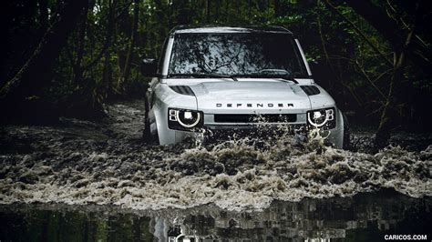 Land Rover Defender 110 | 2020MY | Off-Road