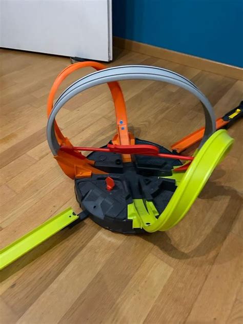 Hot Wheels Mega Looping Crashbahn Kaufen Auf Ricardo