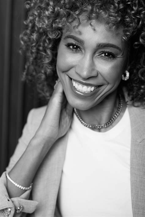 Sage Steele - Presbourg Speakers