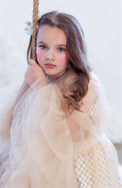 Kinsley Burton — Reel Talent Studio