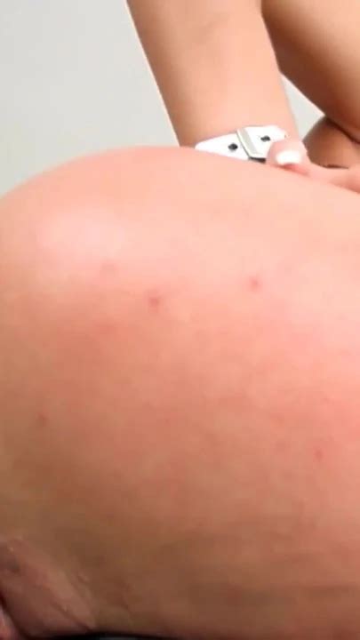 Epischer Moment Aus Rasierte Vagina Beobachten Beim Ficken XHamster