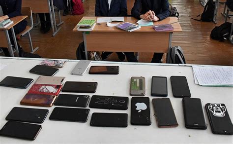 Госдума приняла закон об ограничении использования телефонов в школе и ...