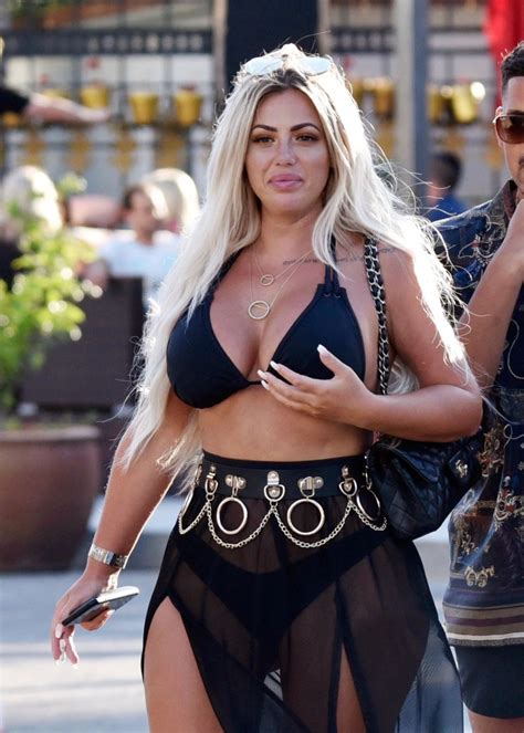 Holly Hagan Sexy 50 Photos Thefappening