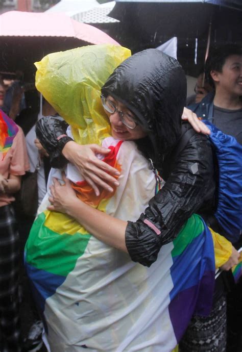 Taiwan Approves Same Sex Marriage In First For Asia