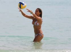 Sylvie Van Der Vaart Wearing A Bikini In Miami 10 9 13 MQ Phun Org Forum