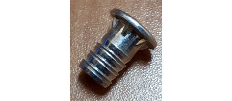 Втулка М6 забивная купить в Москве недорого оптом