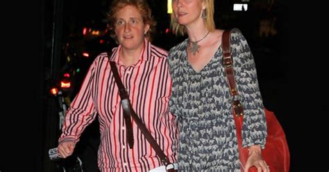 Η Μιράντα του Sex and the City παντρεύτηκε τη σύντροφό της