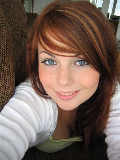 Smiling Redhead With Grey Eyes Porn Pic