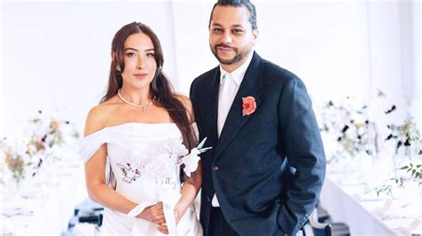 Queen Of Wedding Party Dresses Clio Peppiatt Designed A Custom Mini For ...