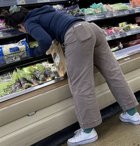 Worker With Nice Ass In Levis Bonus Babes In Jeans Tight Jeans Forum